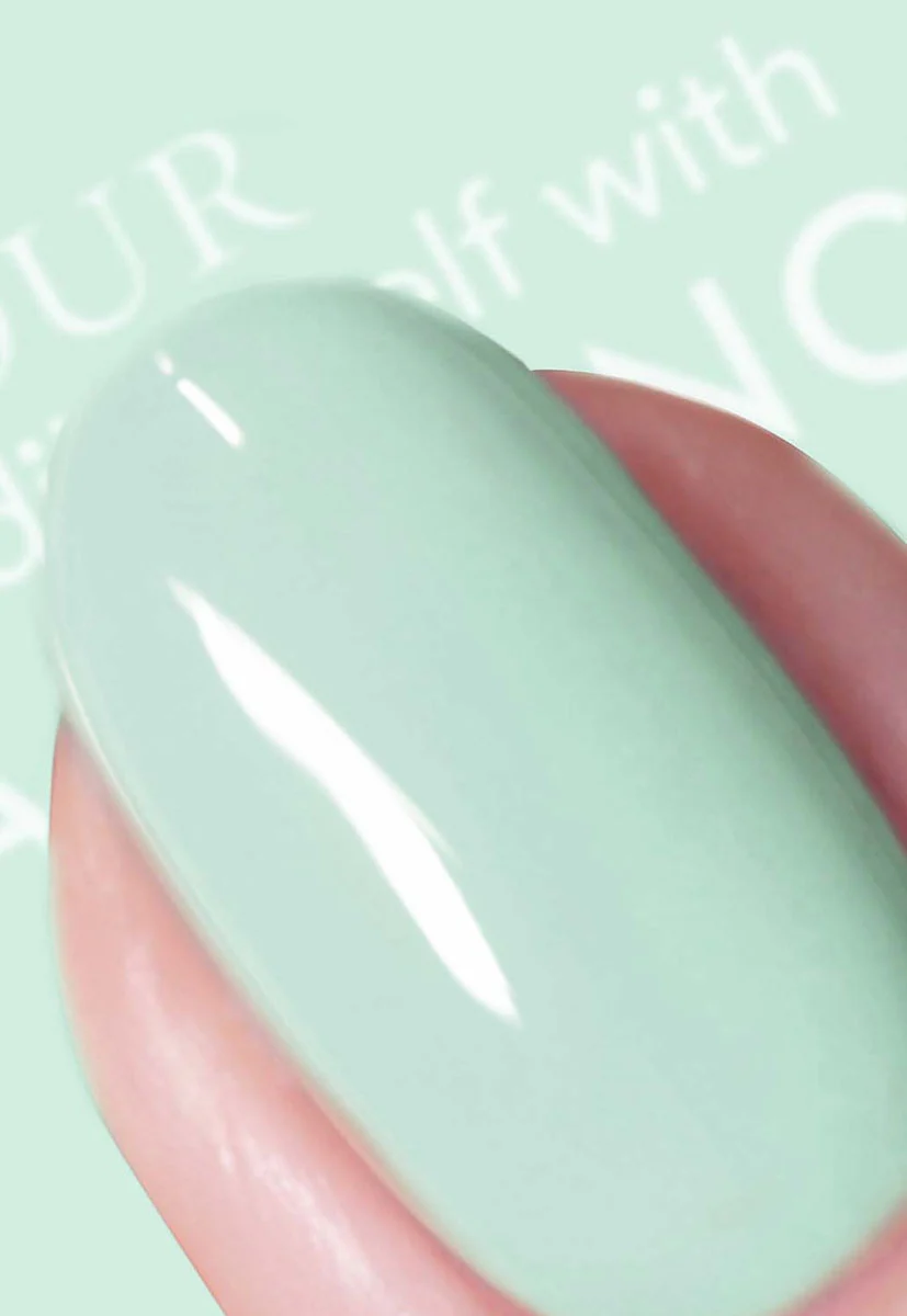 Date Night 7-Piece Nail Polish Kit - Image 4