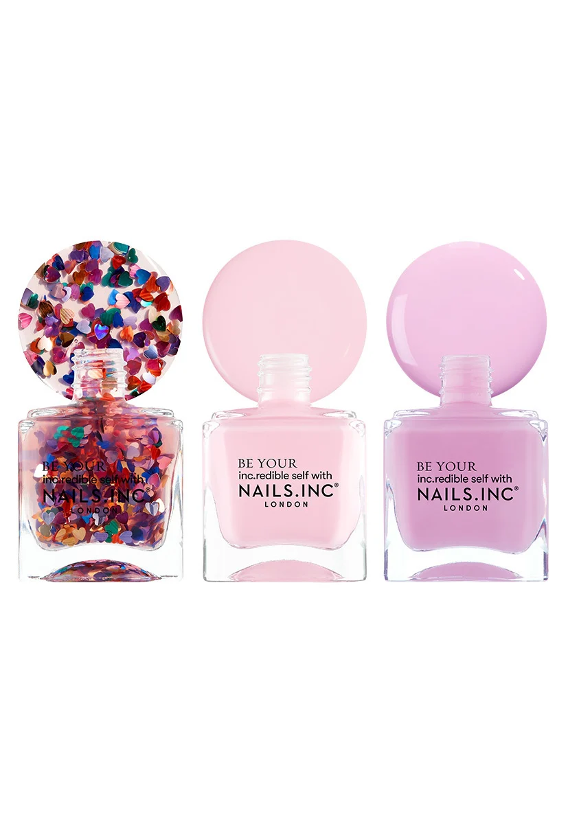 Mani Calling Nail Polish Set - Image 4