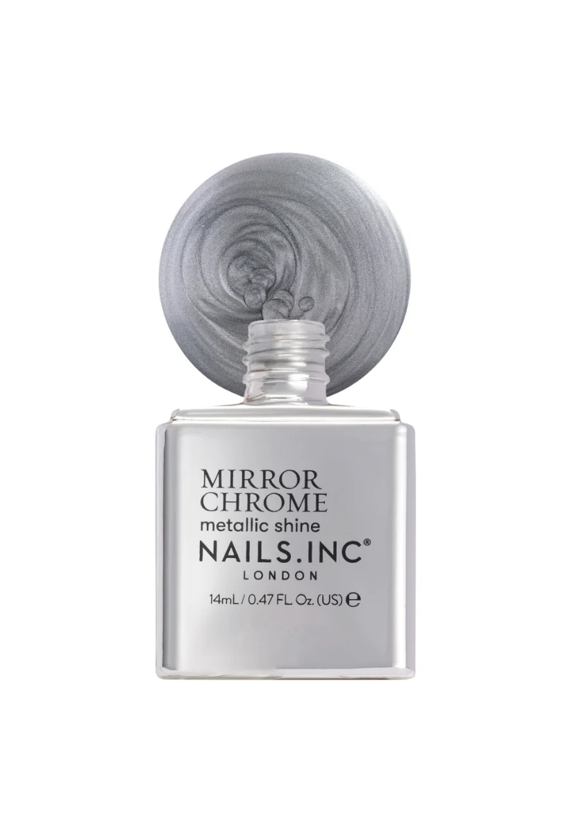Silver Served Mirror Chrome Nail Polish - Image 3