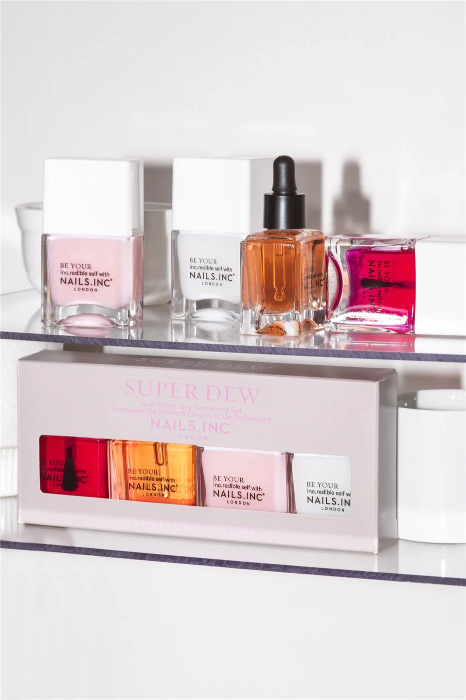 Super Dew 4-Piece Nail Polish Set - Image 7